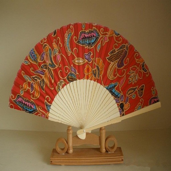 日本和扇详细介绍 特点历史 日本特产 特色谷